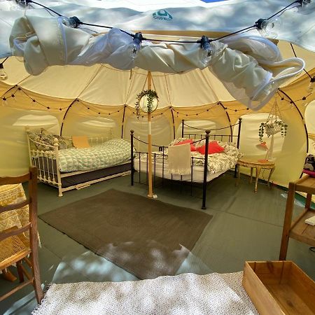 Secret Garden Glamping Hotel Lymington Exterior foto