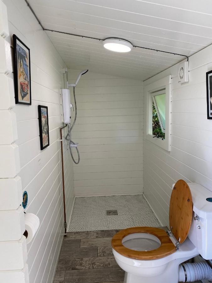 Secret Garden Glamping Hotel Lymington Exterior foto