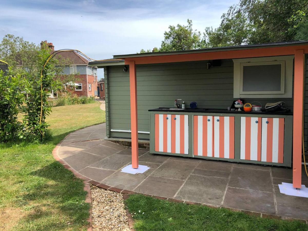 Secret Garden Glamping Hotel Lymington Exterior foto